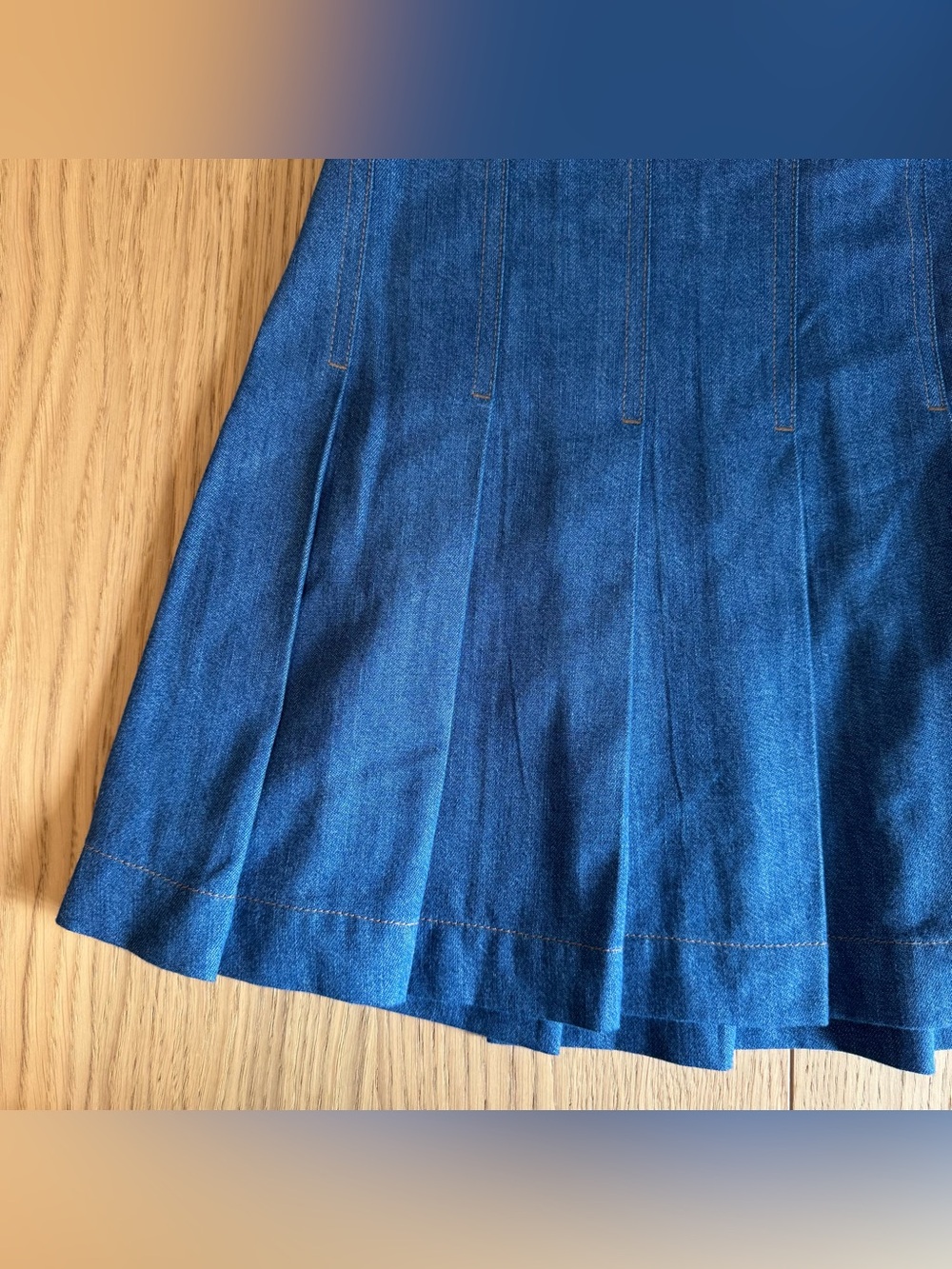 Babaton Pleated Denim Mini Skirt - Picture 3 of 8